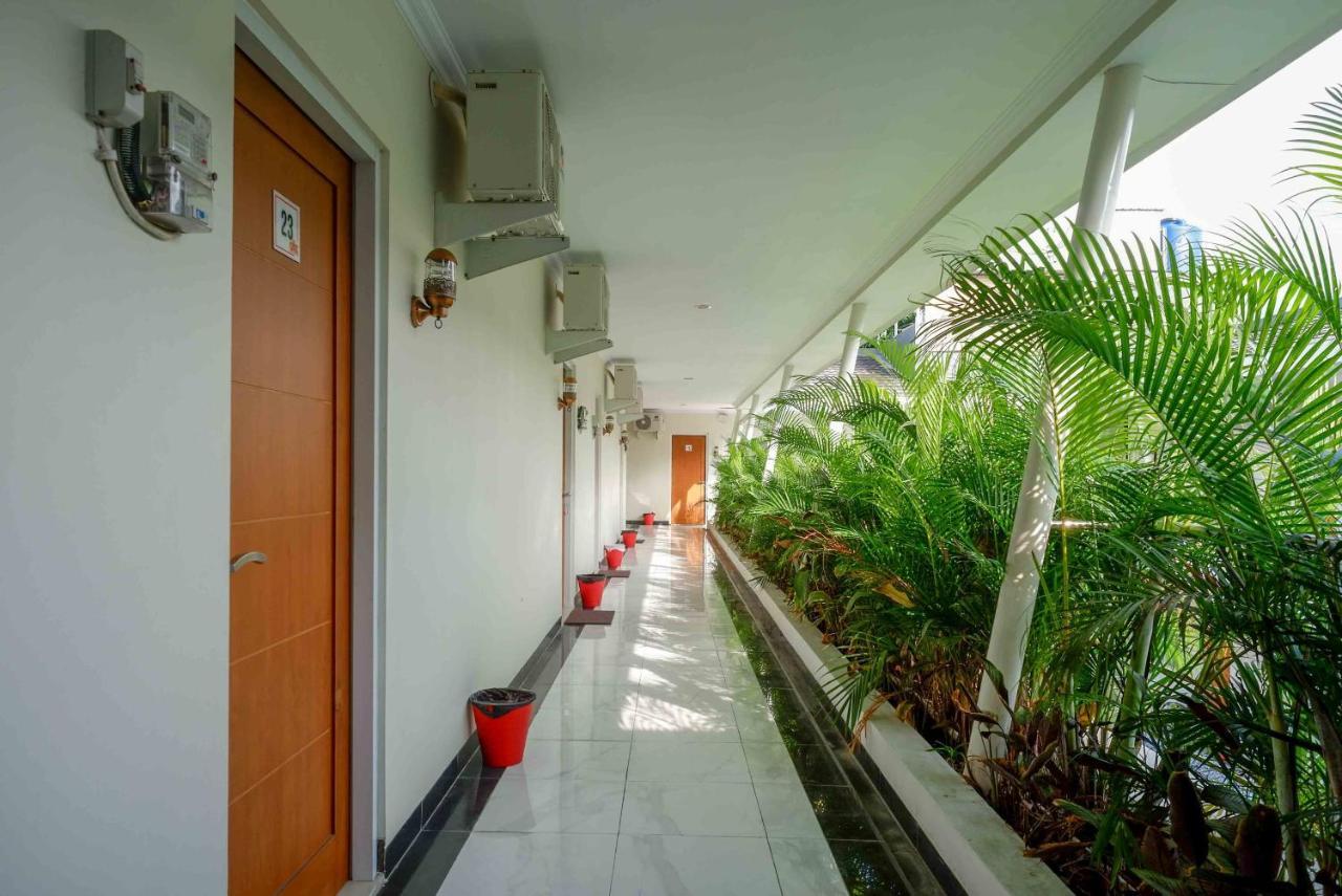 Urbanview Hotel Syariah Casa Azmya Yogyakarta Kejayan Bagian luar foto