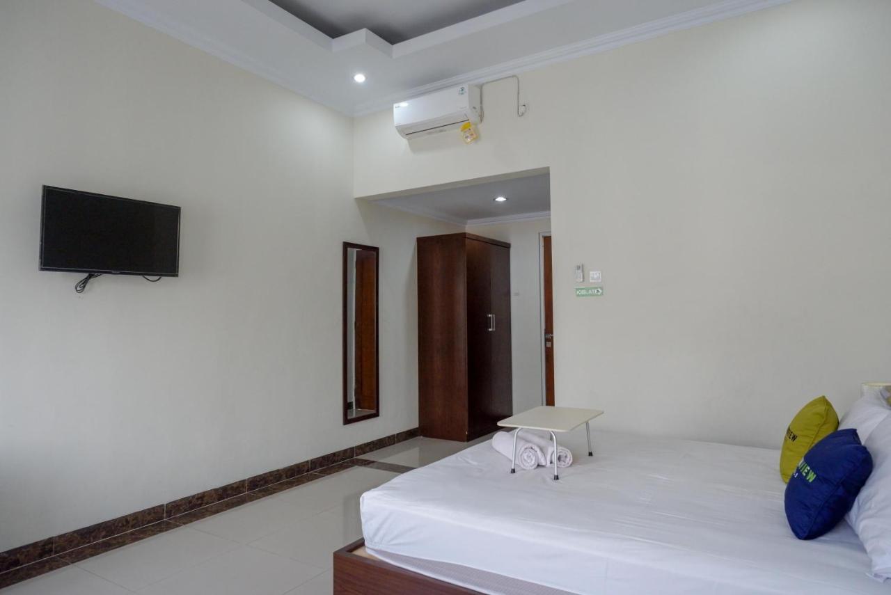 Urbanview Hotel Syariah Casa Azmya Yogyakarta Kejayan Bagian luar foto