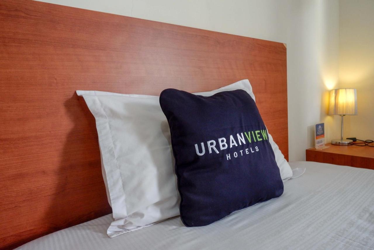 Urbanview Hotel Syariah Casa Azmya Yogyakarta Kejayan Bagian luar foto